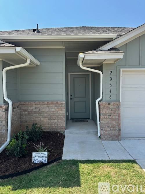 House for rent at 20646 Brushcreek Blvd, Harrah, OK 73045
