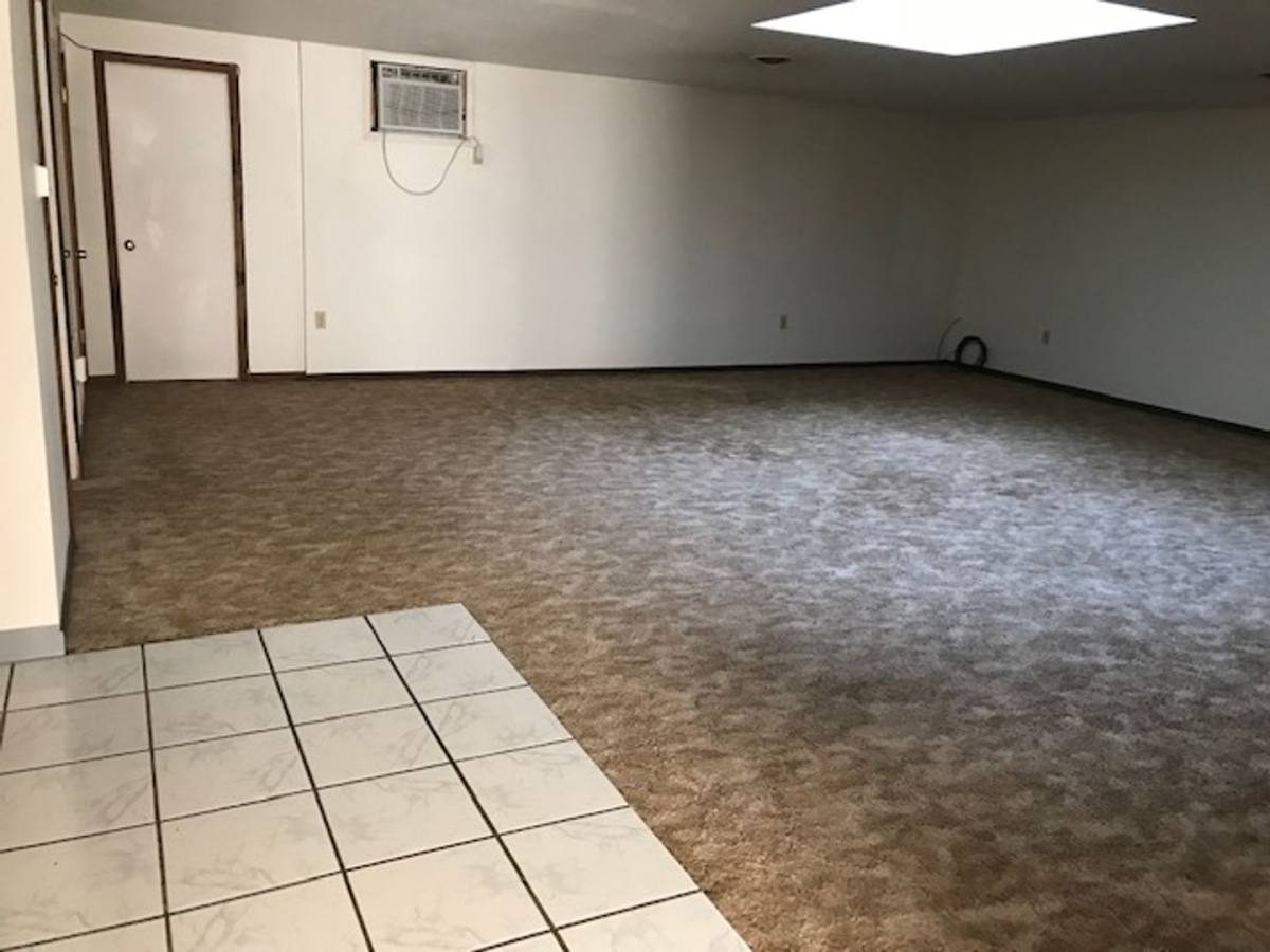 Apartment for rent at 303 Seneca Lane, Evans City, PA 16033