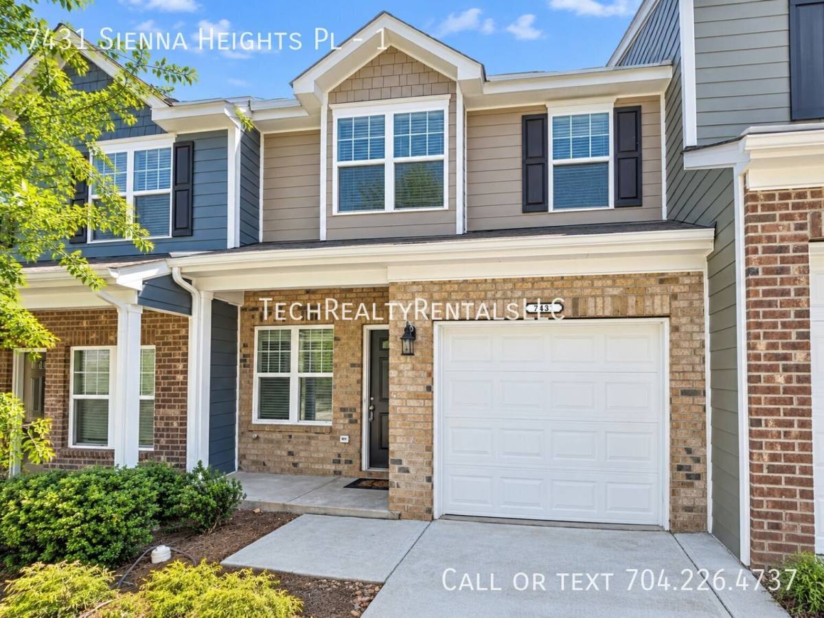 Townhouse for rent at 7431 Sienna Heights Place #1, Charlotte, NC 28213