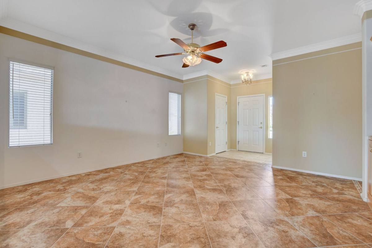 House for rent at 576 Carmel Mesa Dr, Henderson, NV 89012