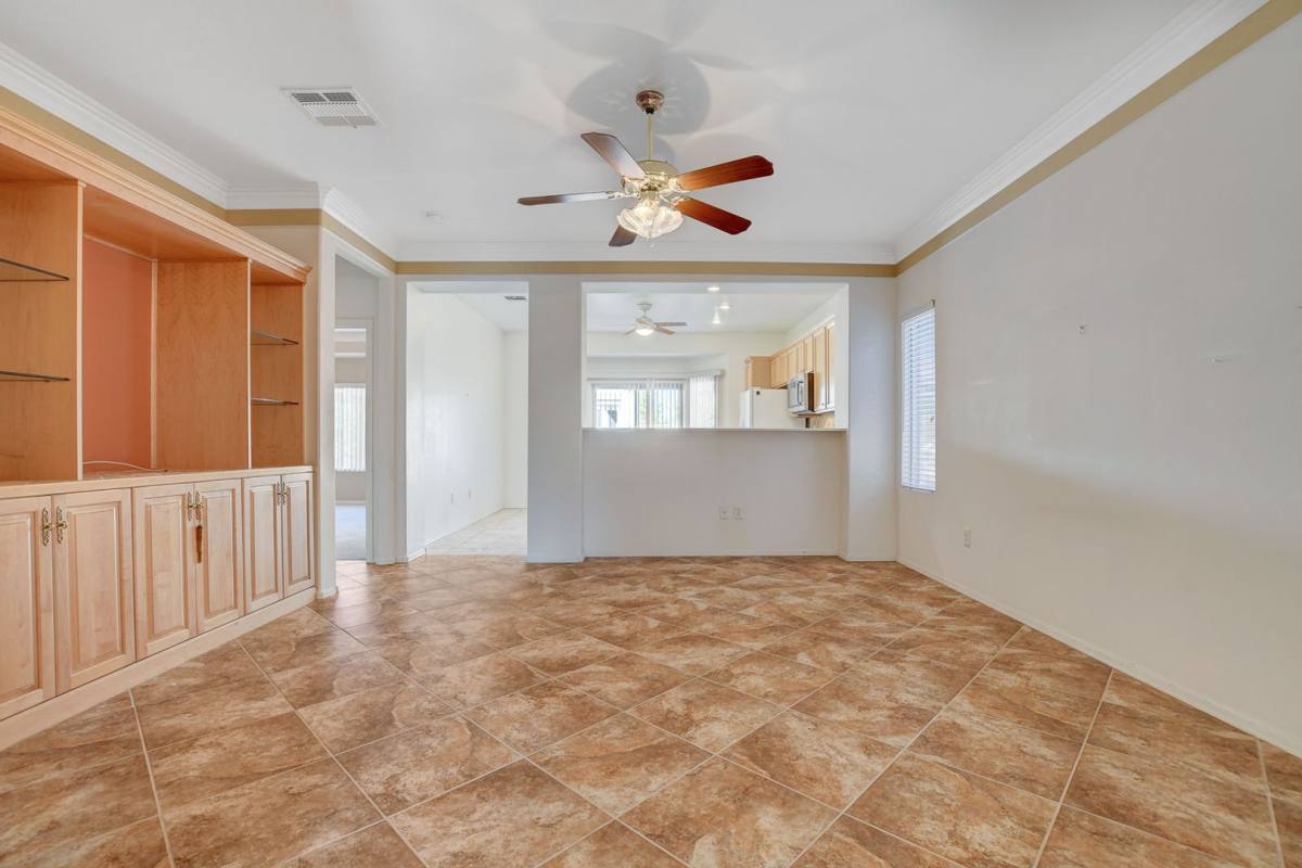 House for rent at 576 Carmel Mesa Dr, Henderson, NV 89012