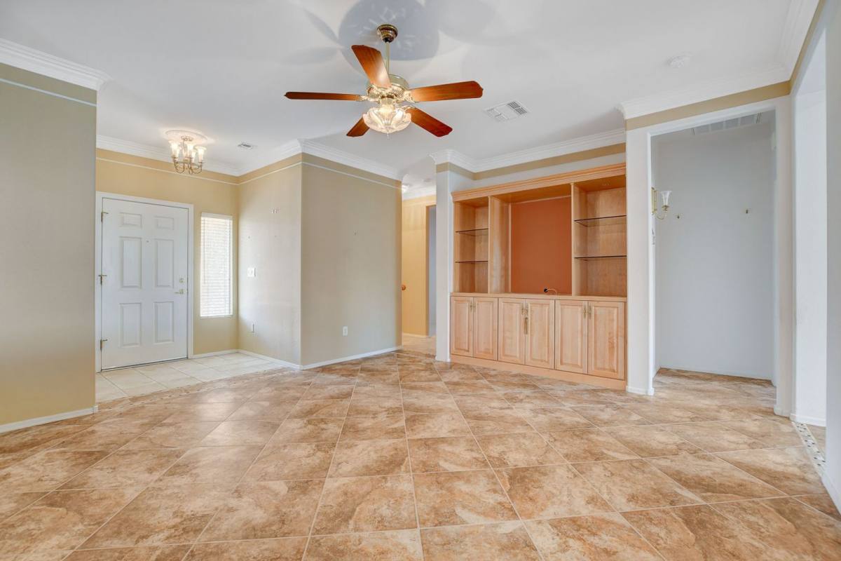 House for rent at 576 Carmel Mesa Dr, Henderson, NV 89012