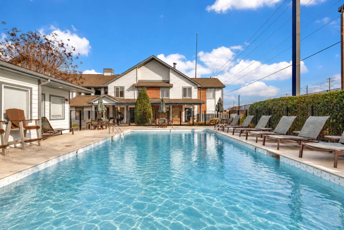 Apartment for rent at Vivo Living Charlotte Tryon, 8503 N Tyron St, Charlotte, NC 28262