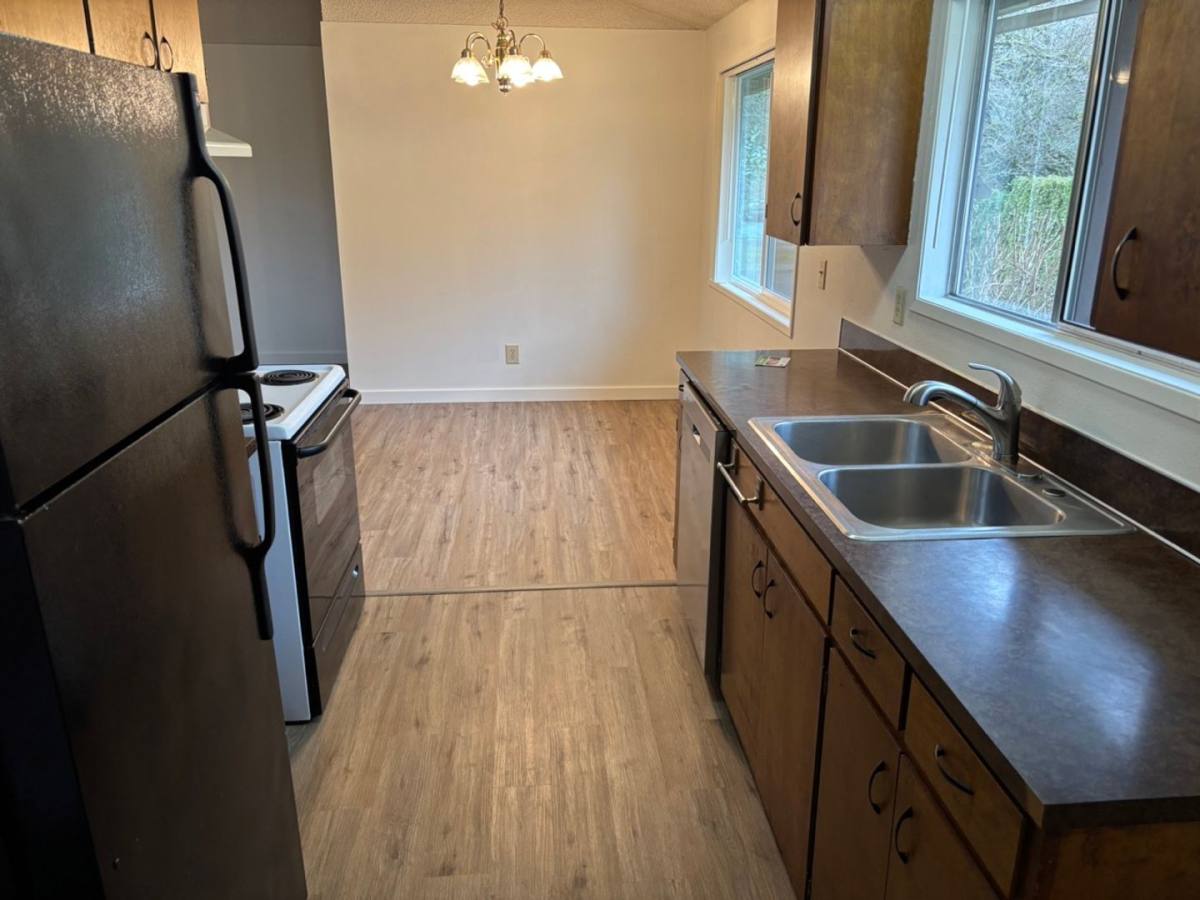 Apartment for rent at 5555 SE Gill St, Portland, OR 97267