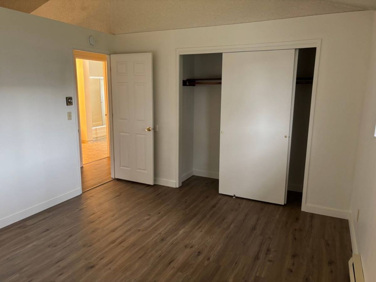 Apartment for rent at 5555 SE Gill St, Portland, OR 97267