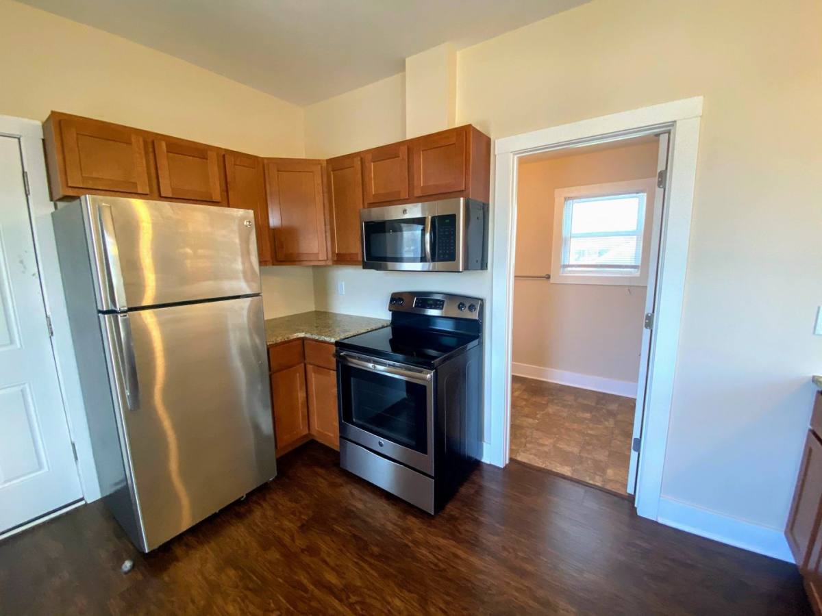 Apartment for rent at 1224 Plainfield NE, Grand Rapids, MI 49505