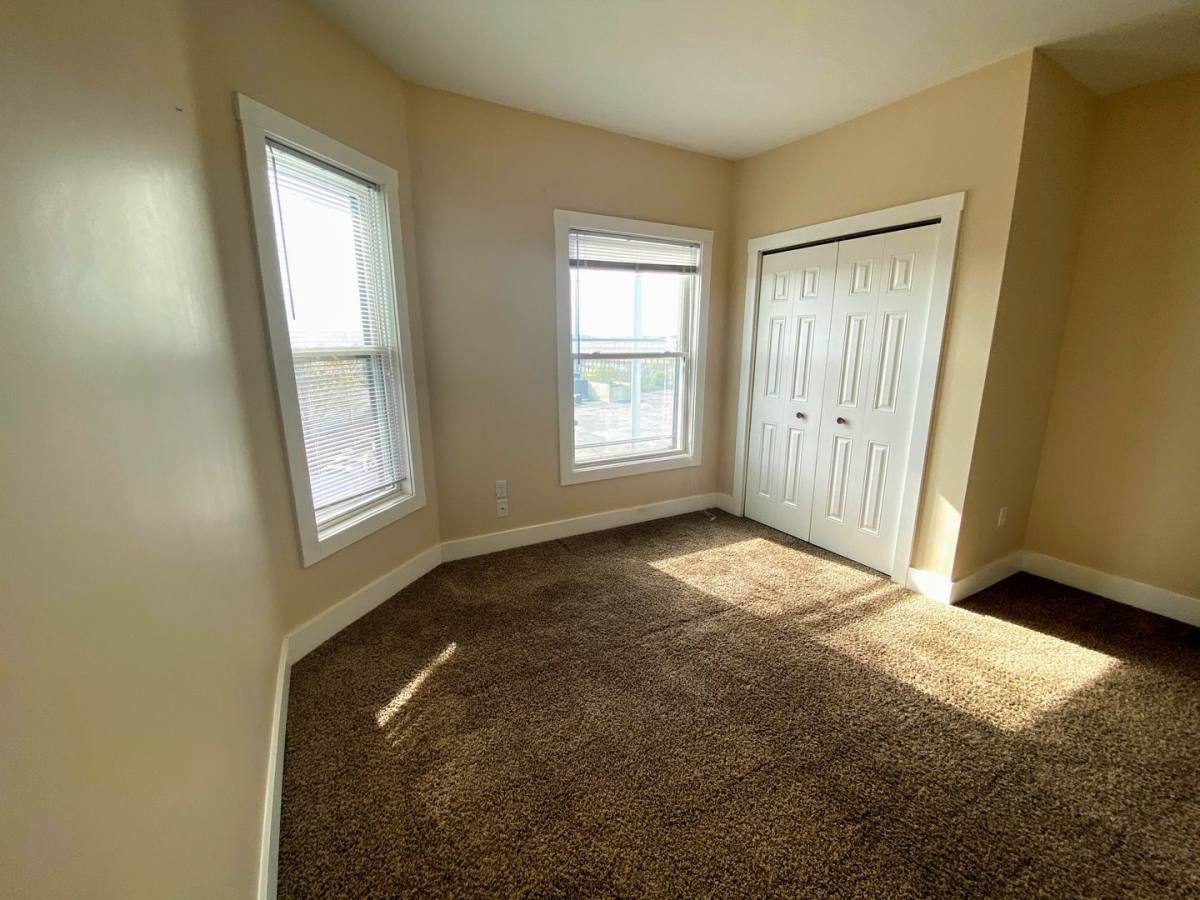 Apartment for rent at 1224 Plainfield NE, Grand Rapids, MI 49505