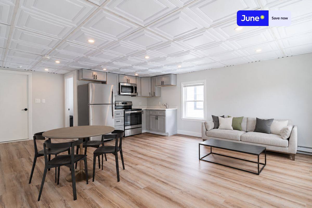 Apartment for rent at 102 Cross St #A, Somerville, MA 02145
