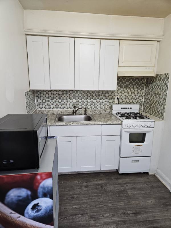 Apartment for rent at 1310 Dartmouth Ave #1, Parkville, MD 21234