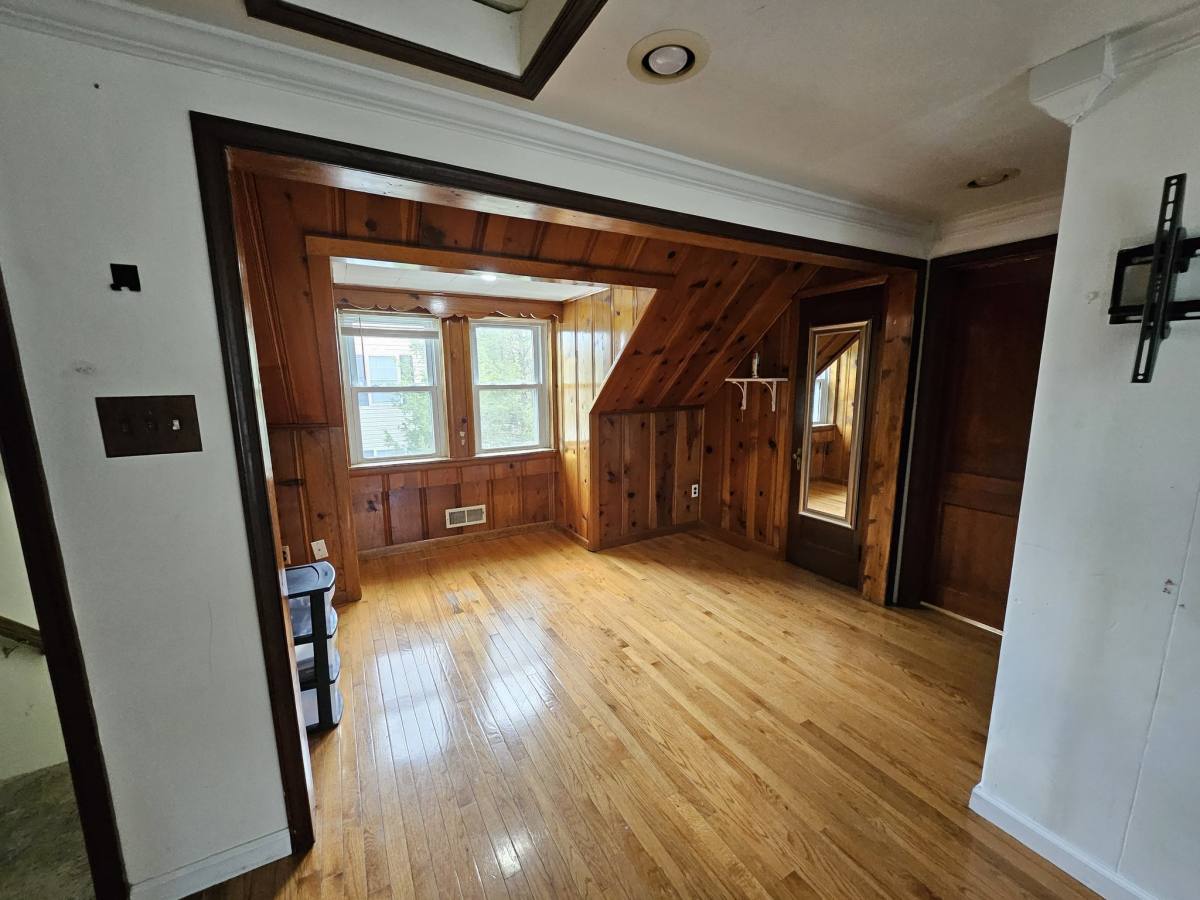 Apartment for rent at 6400 Harthorn Ave, Elkridge, MD 21075