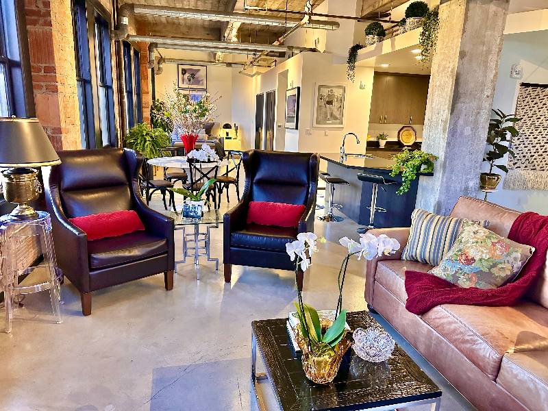 Apartment for rent at 1060 Fulton St #VIEW, Fresno, CA 93721