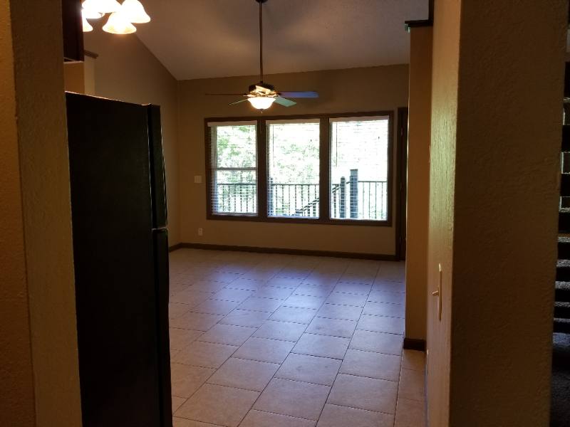 Apartment for rent at 1920 Parkwild Dr #6, Council Bluffs, IA 51503