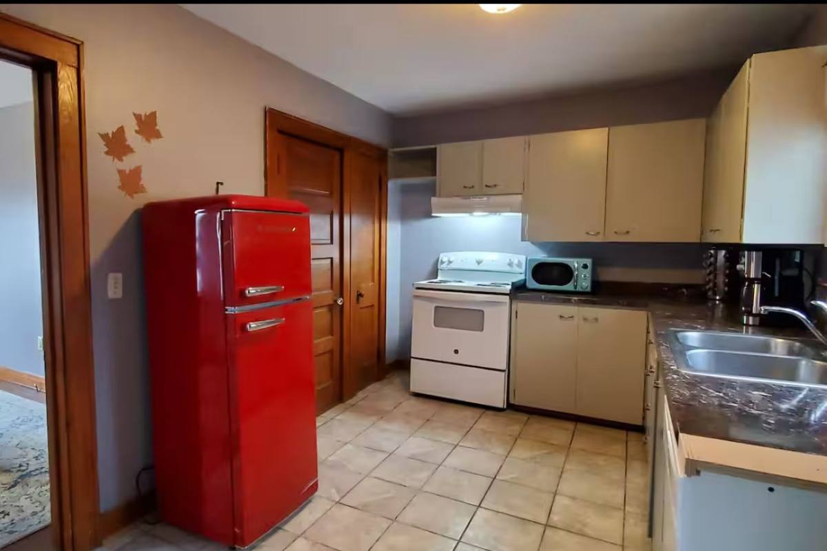 House for rent at 1626 Williston Rd, South Burlington, VT 05403