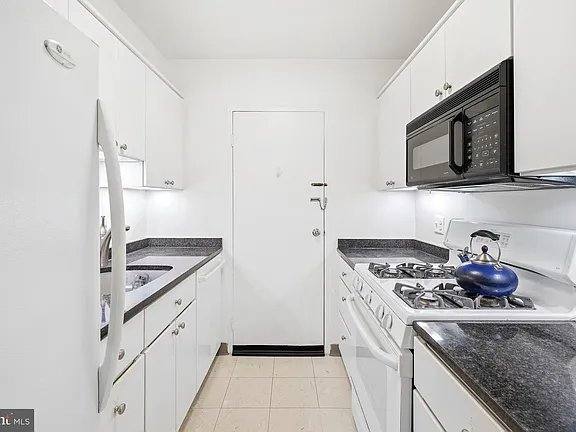 Apartment for rent at 5406 Connecticut Ave NW #401, Washington, DC 20015