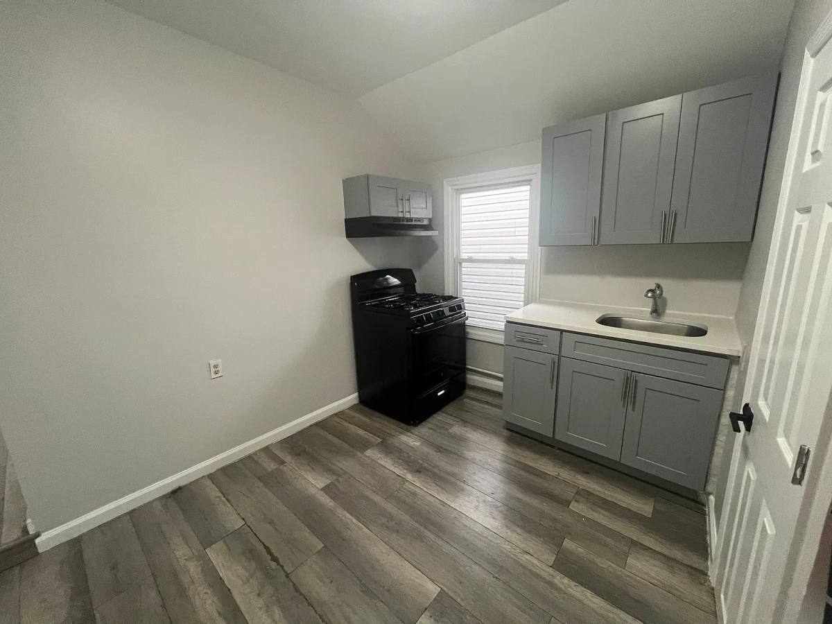 Apartment for rent at 315 Marshall St #2, Paterson, NJ 07503
