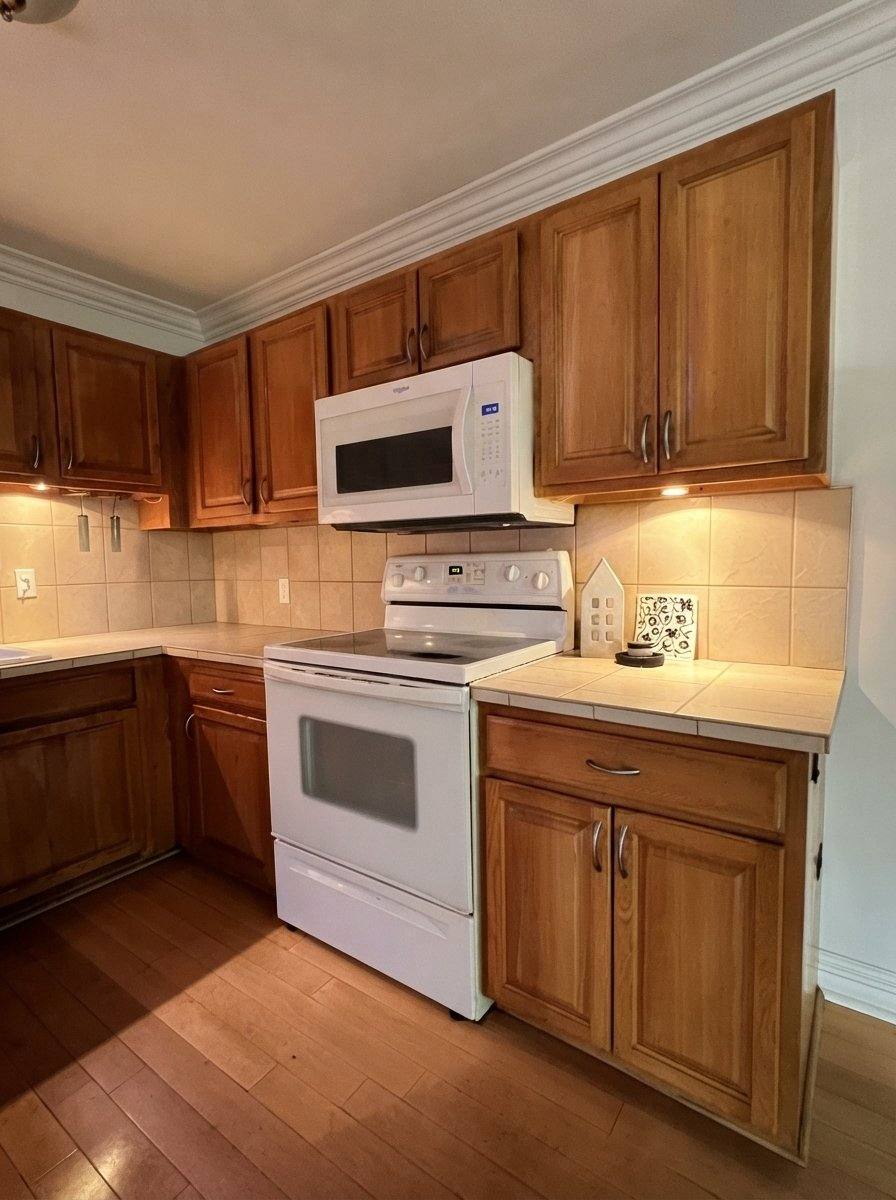 Apartment for rent at 2309 Walton Blvd #35, Rochester, MI 48309