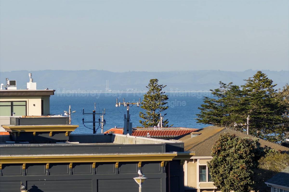 Apartment for rent at 525 Laurel Ave, Pacific Grove, CA 93950