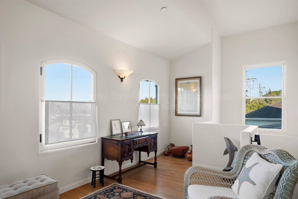 Apartment for rent at 525 Laurel Ave, Pacific Grove, CA 93950