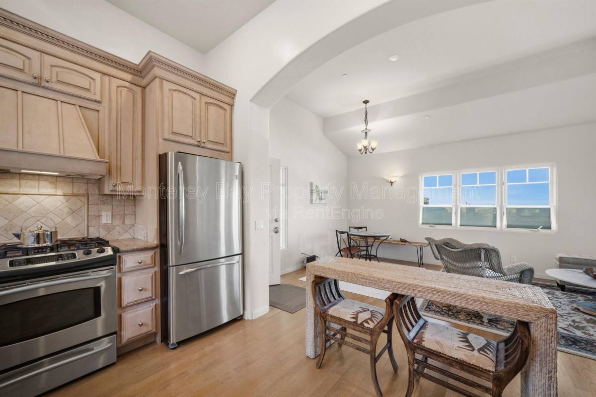 Apartment for rent at 525 Laurel Ave, Pacific Grove, CA 93950