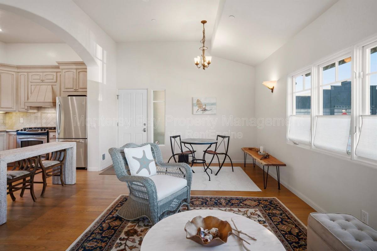 Apartment for rent at 525 Laurel Ave, Pacific Grove, CA 93950
