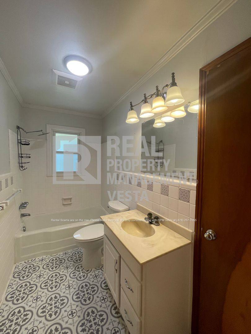 House for rent at 2670 Pierce Dr N, Macon, GA 31204