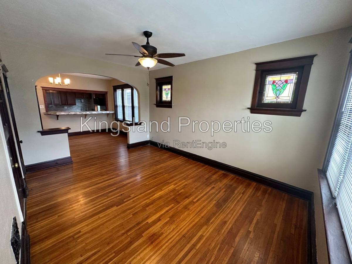 Apartment for rent at 4947 Arsenal St #2E, St. Louis, MO 63139