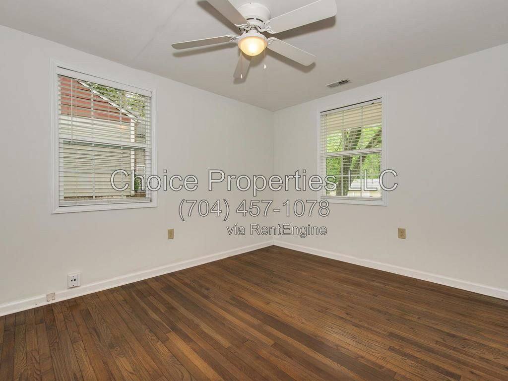 Apartment for rent at 5113 Valley Stream Rd, Charlotte, NC 28209