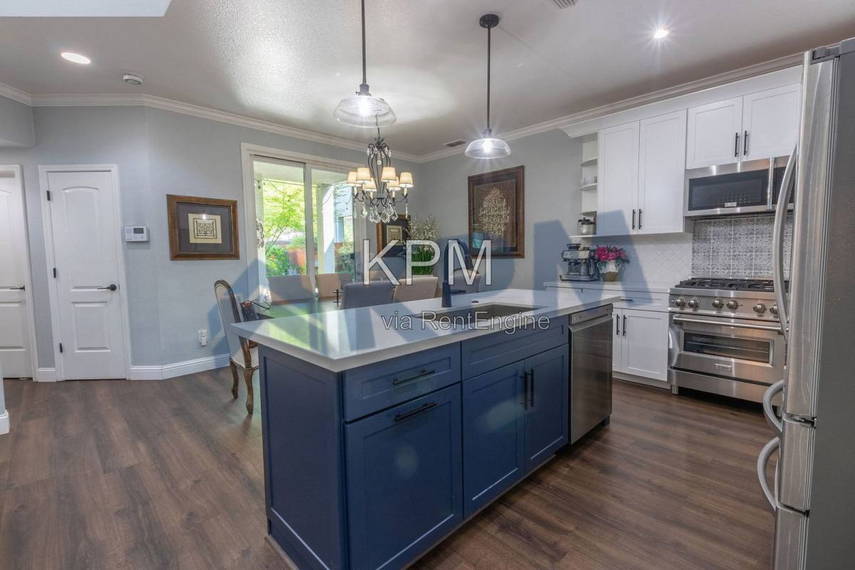 House for rent at 719 Queensland Circle, Stockton, CA 95206
