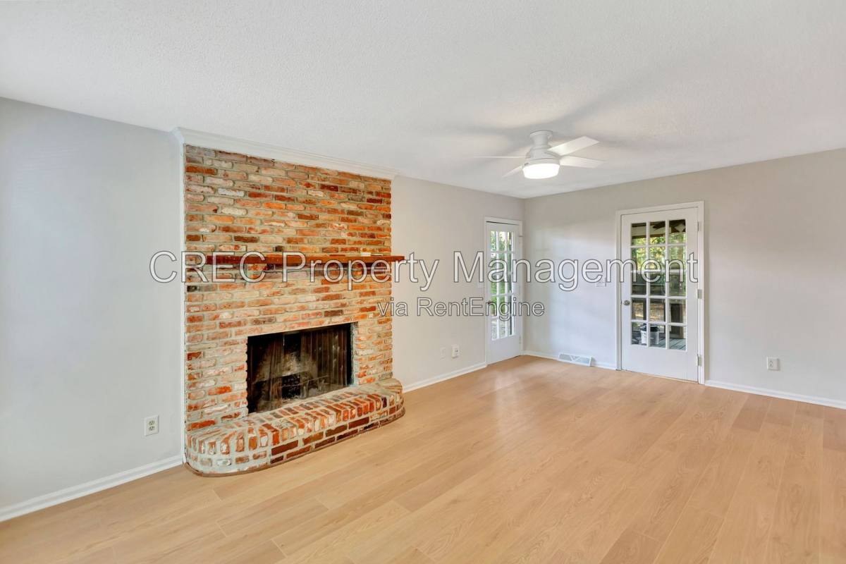 House for rent at 104 Weatherbark Circle, North Charleston, SC 29418
