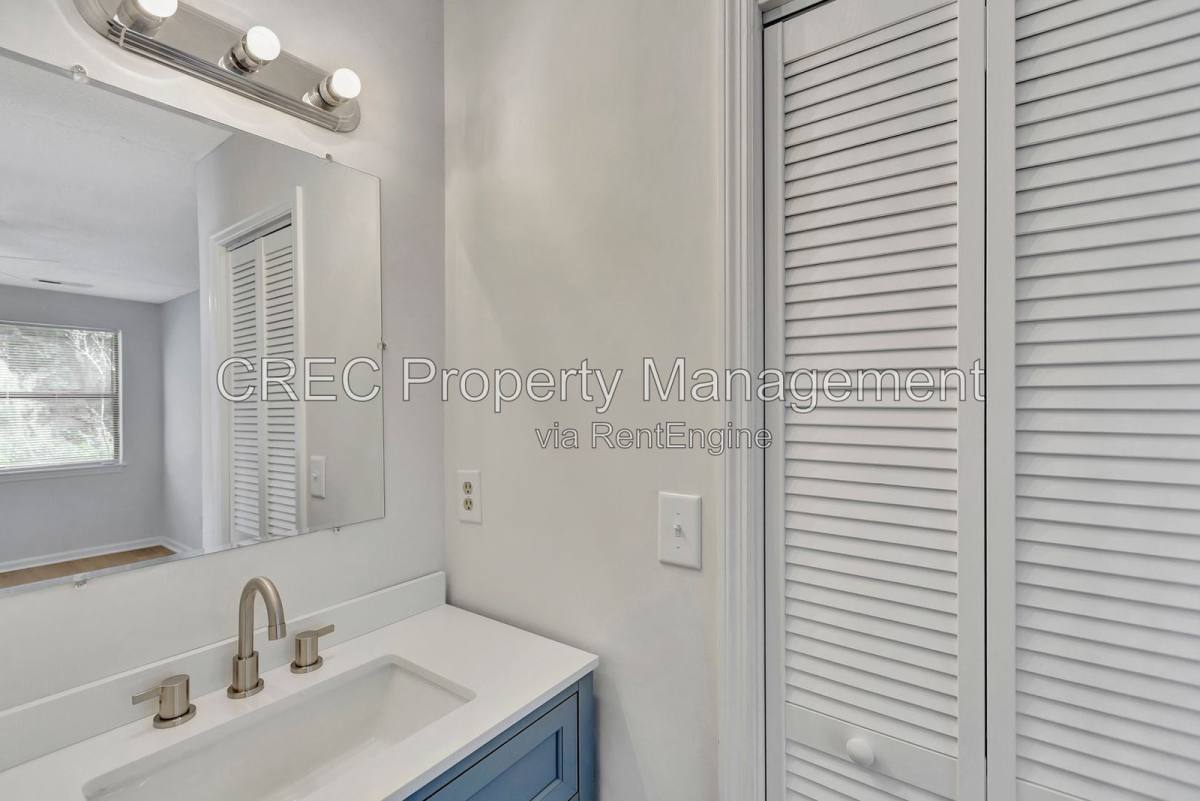 House for rent at 104 Weatherbark Circle, North Charleston, SC 29418