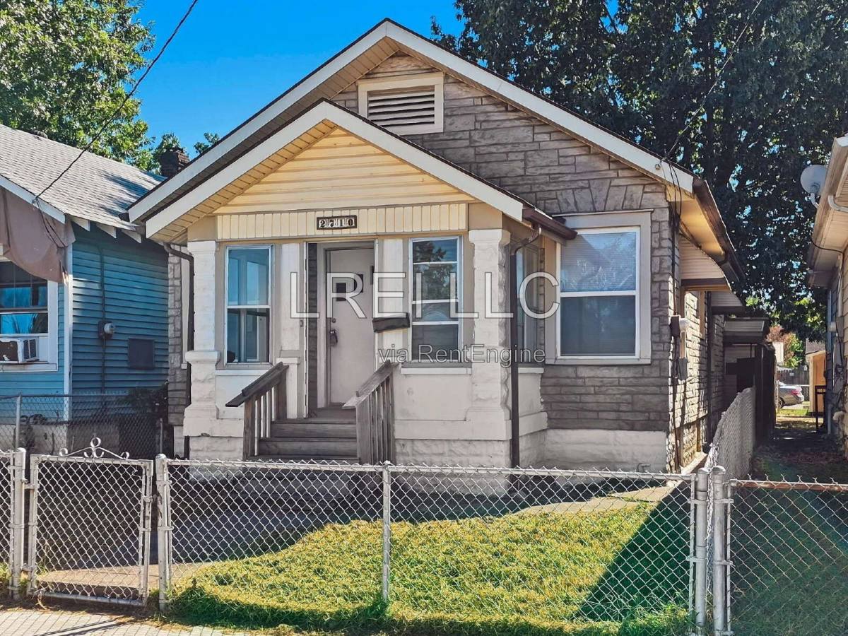 House for rent at 2710 Duncan St, Louisville, KY 40212