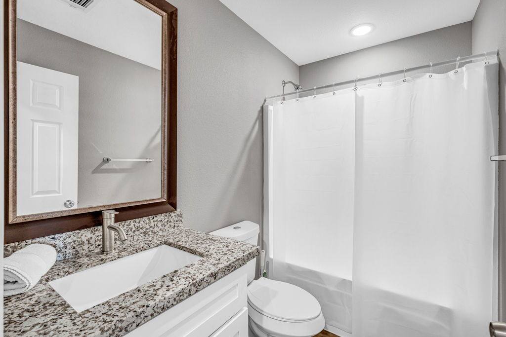 Townhouse for rent at 112 E Orchard Loop, D'Iberville, MS 39540
