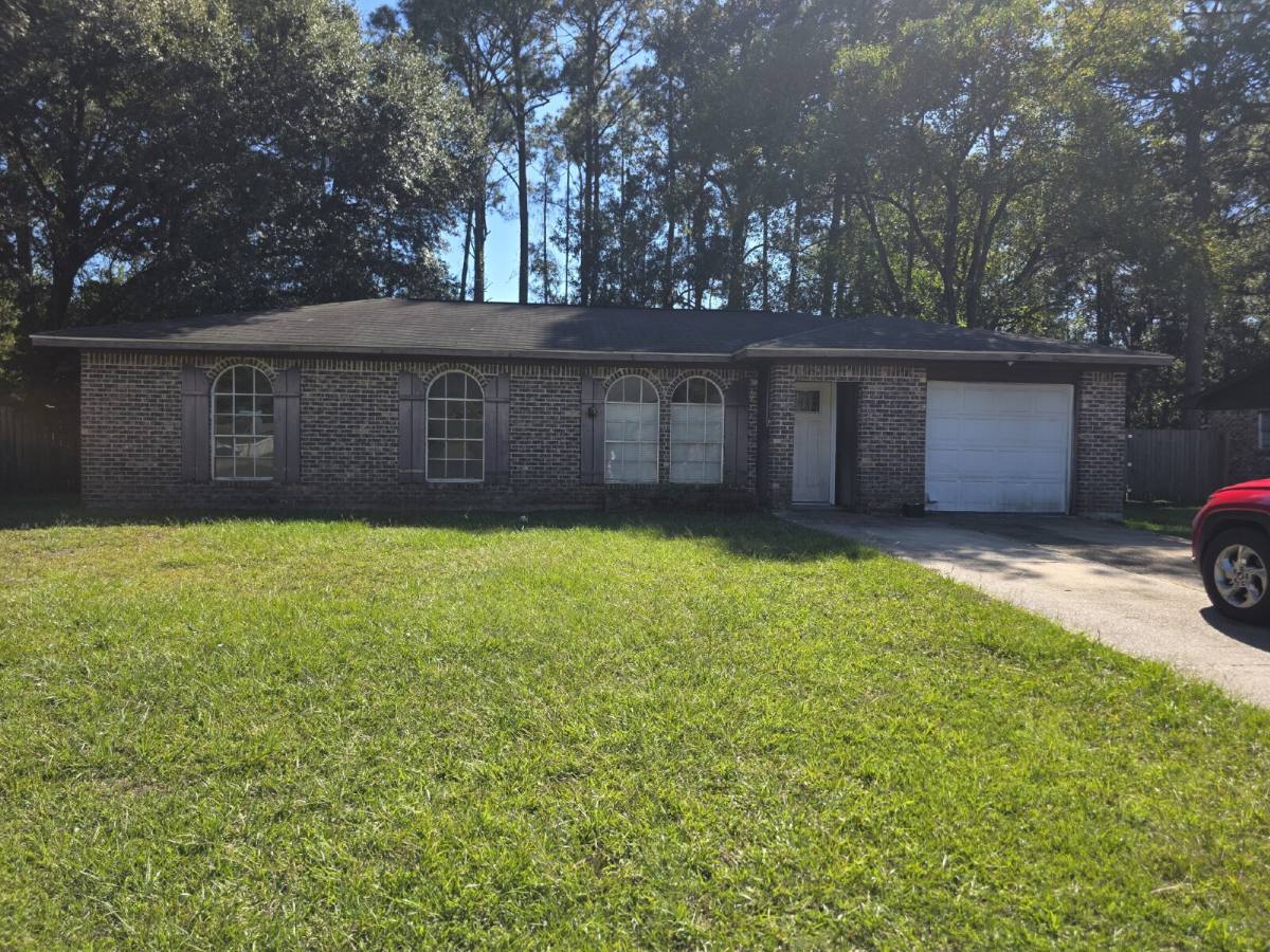 House for rent at 1521 Kingfisher Dr, Gautier, MS 39553