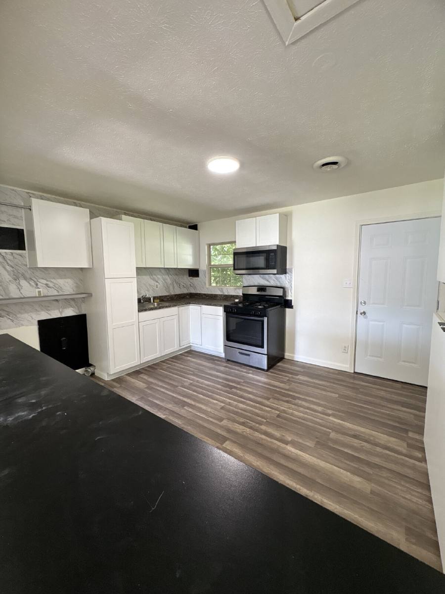 House for rent at 2817 Birch Ave, Granite City, IL 62040