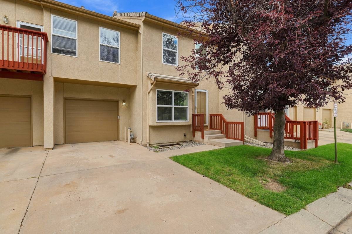 Townhouse for rent at 1949 Bristlecone Dr, Colorado Springs, CO 80919