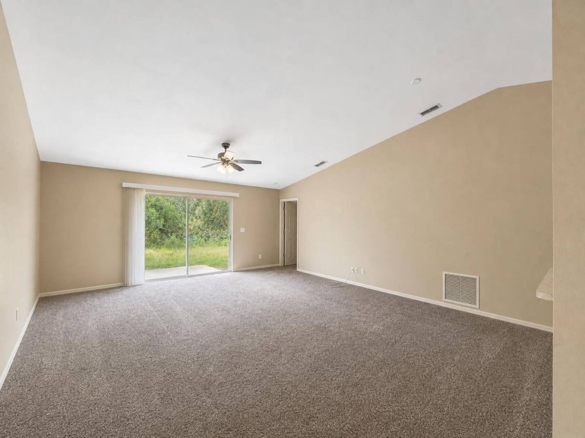 Condo for rent at 5909 Springview Dr, Port Orange, FL 32127