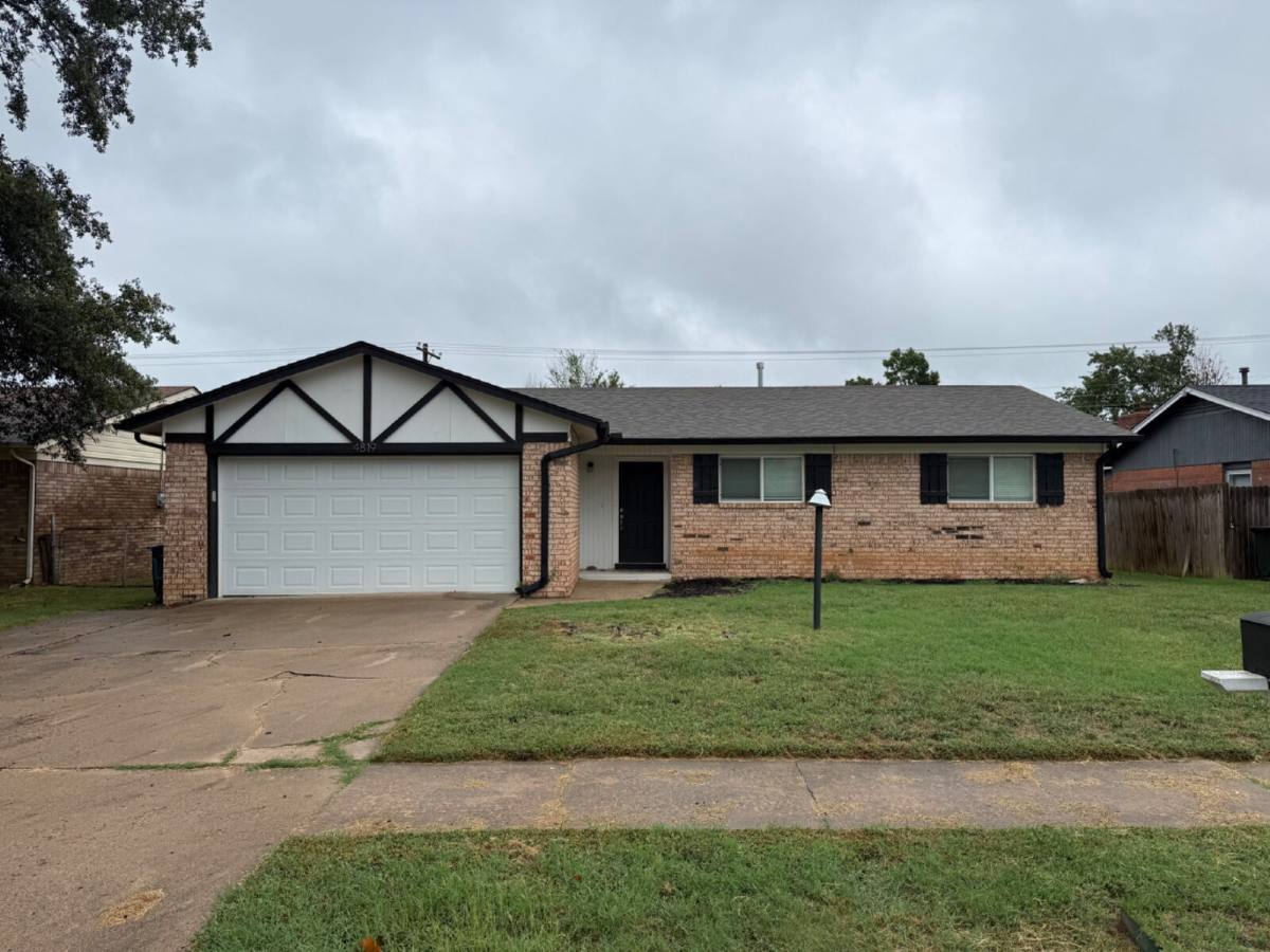 House for rent at 4819 S Spruce Dr, Sand Springs, OK 74063