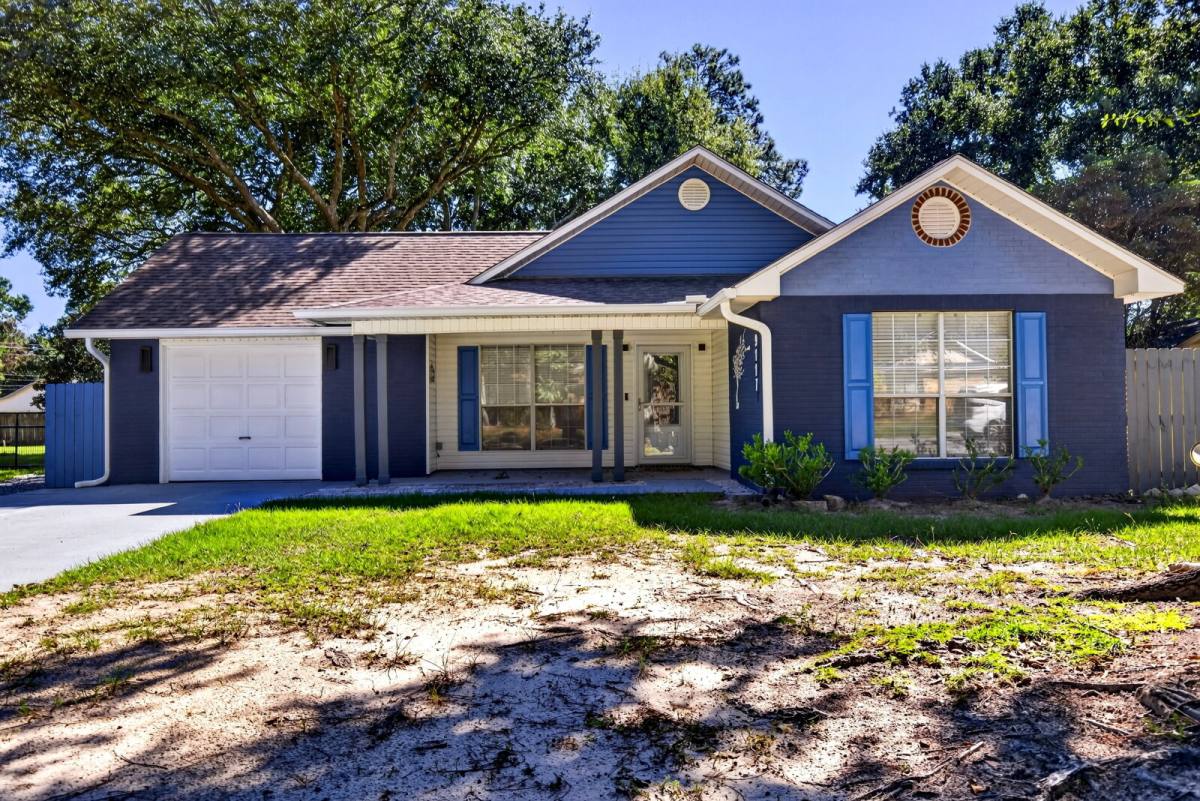 House for rent at 9117 Barnacle Blvd, Ocean Springs, MS 39564