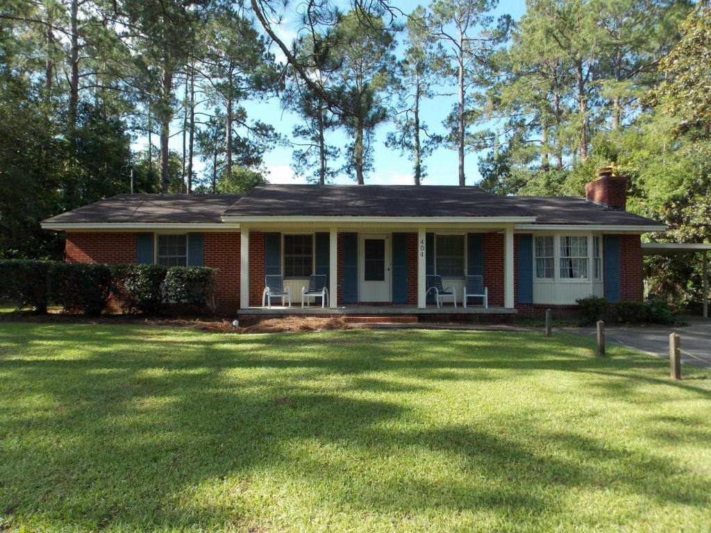 House for rent at 404 Marvin Ave, Statesboro, GA 30458