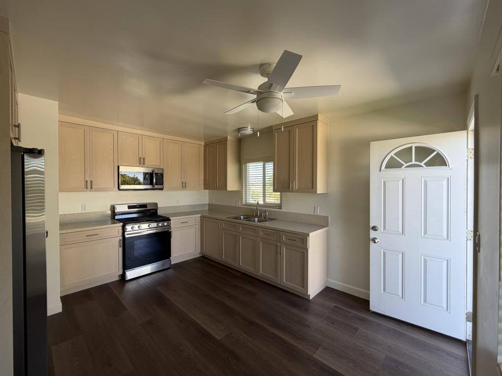 Apartment for rent at 253635 Woodward Ave, Lomita, CA 90717