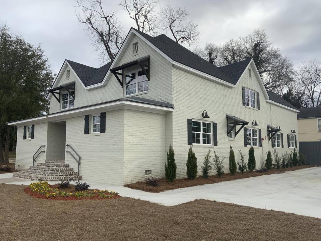 Apartment for rent at 214 S College St #2, Statesboro, GA 30458