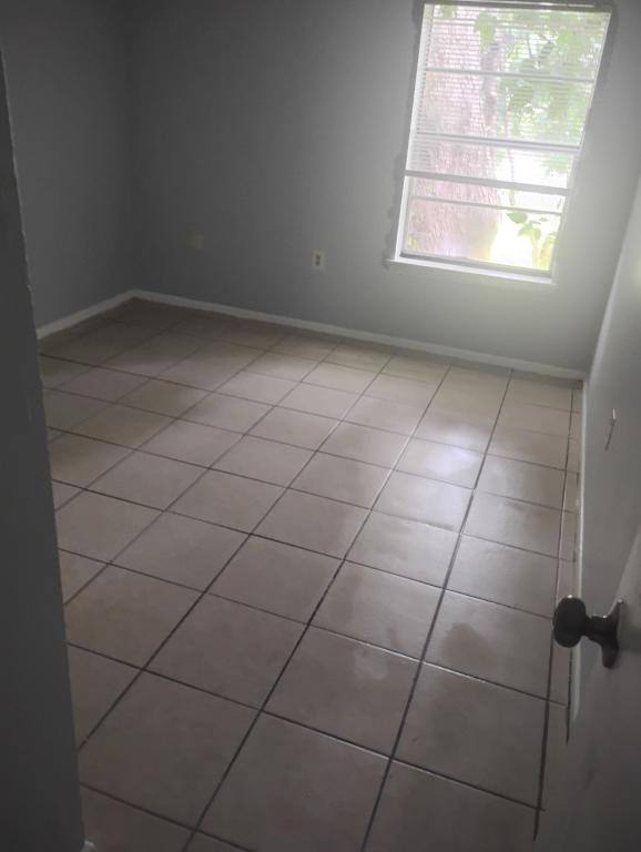 Apartment for rent at 2360 Balis Dr, Baton Rouge, LA 70808