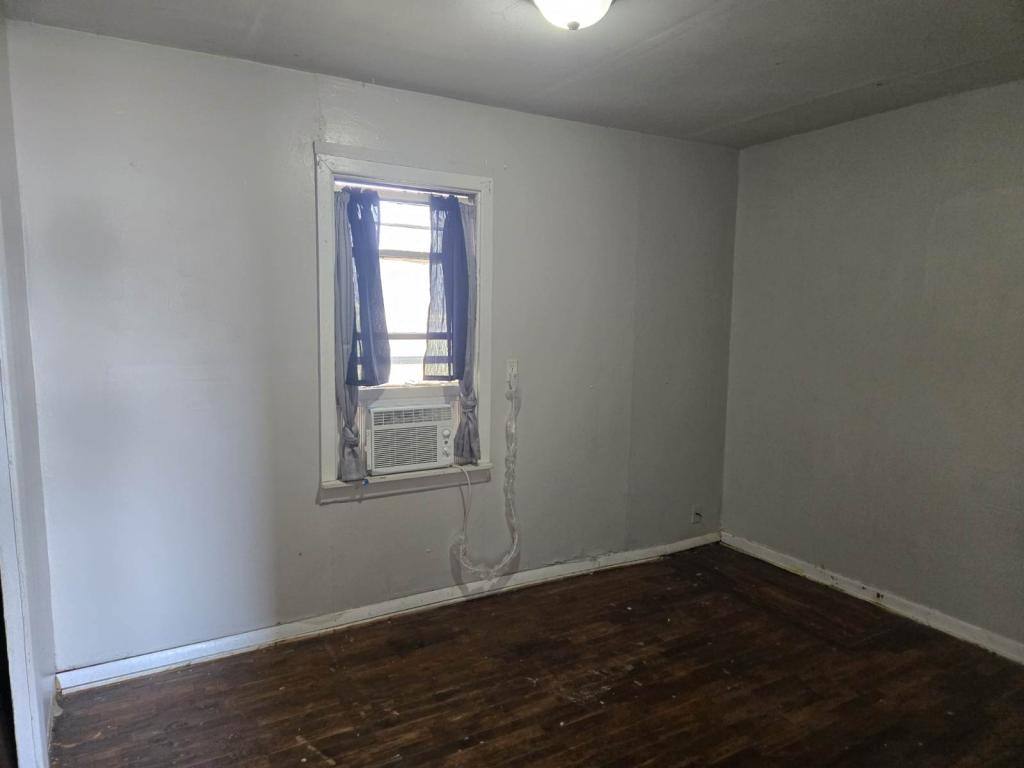 House for rent at 700 E 10th St, Lamar, MO 64759
