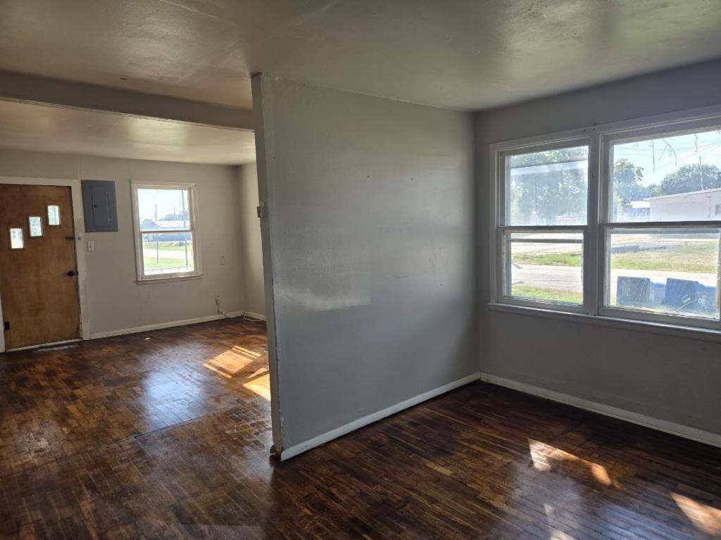 House for rent at 700 E 10th St, Lamar, MO 64759