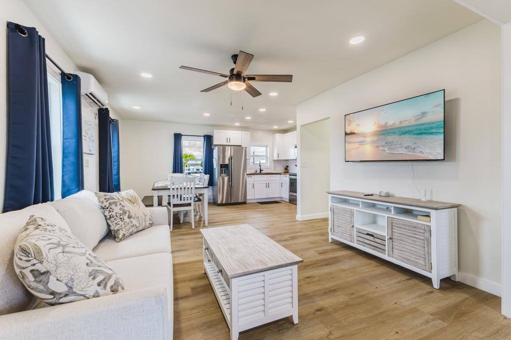 Apartment for rent at 19281 San Carlos Blvd, Fort Myers Beach, FL 33931