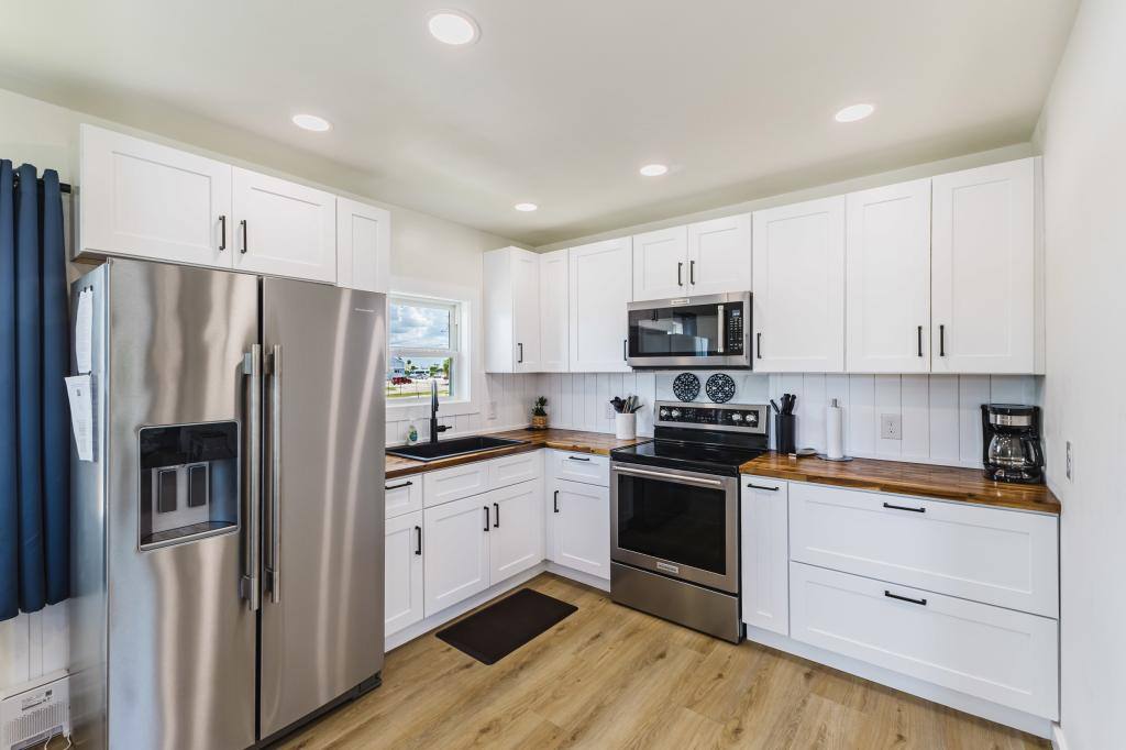 Apartment for rent at 19281 San Carlos Blvd, Fort Myers Beach, FL 33931