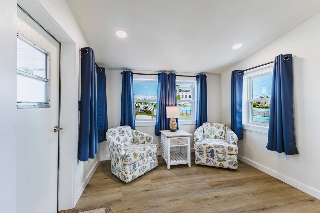 Apartment for rent at 19281 San Carlos Blvd, Fort Myers Beach, FL 33931