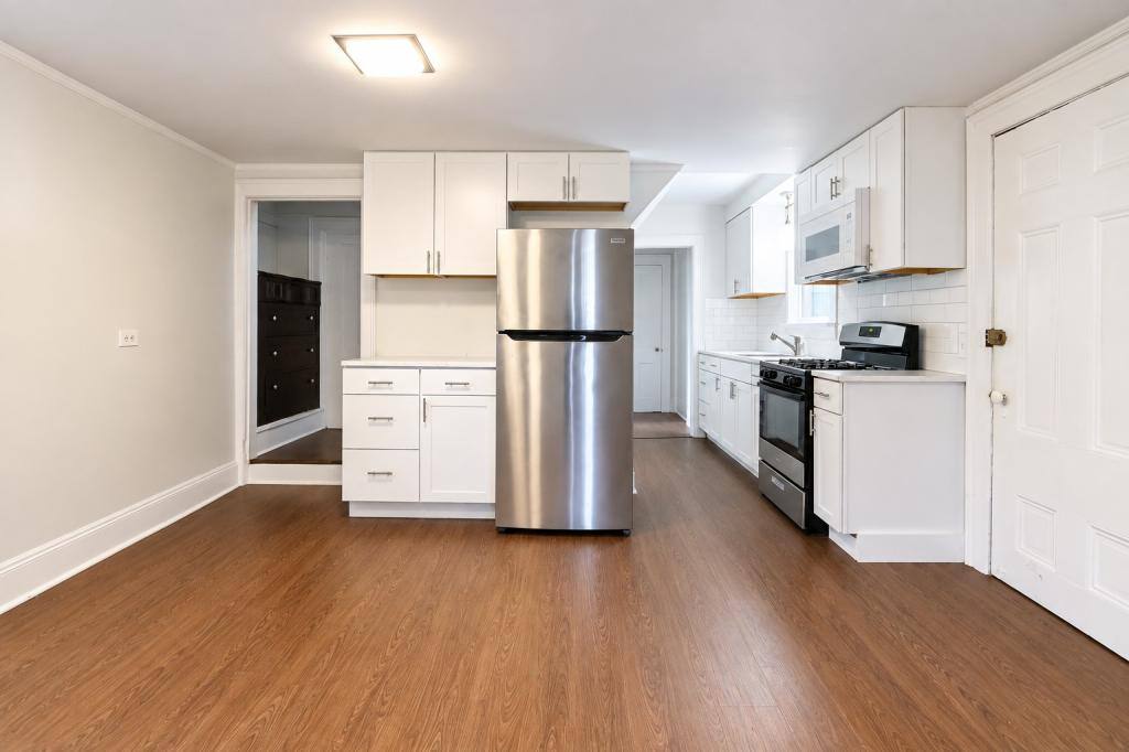 Apartment for rent at 18 Elmwood Place #5, Geneva, NY 14456