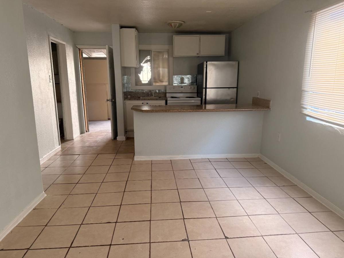 Apartment for rent at 1735 N Rancho #B, Las Vegas, NV 89106