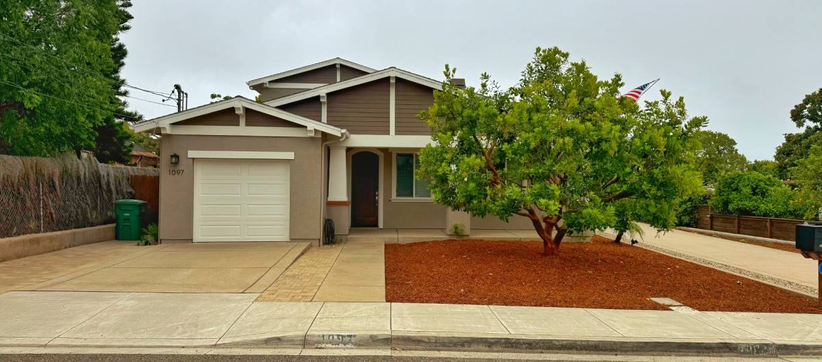 Apartment for rent at 1099 Buena Vista Way #1097, Carlsbad, CA 92008